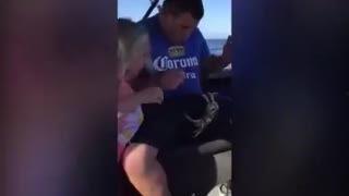 各主播吃瓜小老虎视频